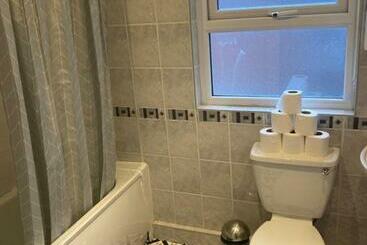 تختخواب و صبحانه Bnb