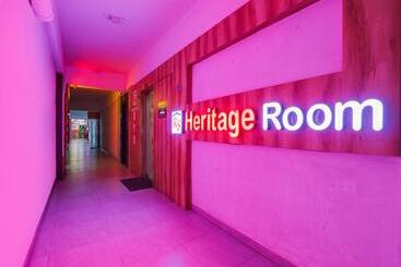 هتل Pop 91819 Heritage Room