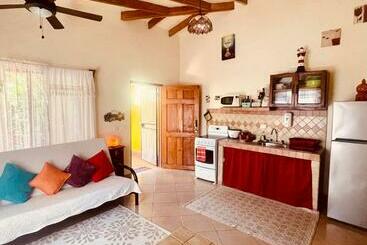 هتل The Inner Light Yoga Lodge