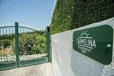 پانسیون B&b Carmelina