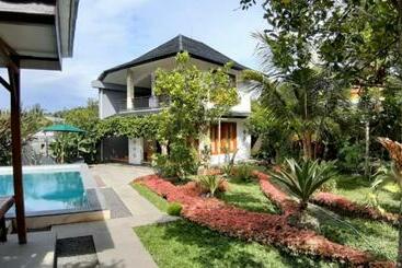 펜션 Room In Villa   The Champuhan Villa   Honeymoon Villa With Rice Field View