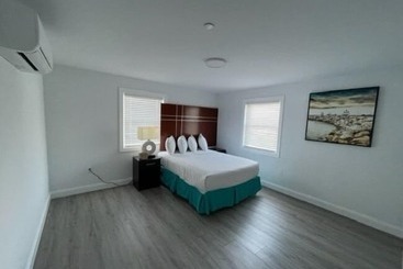 Safari Apartments