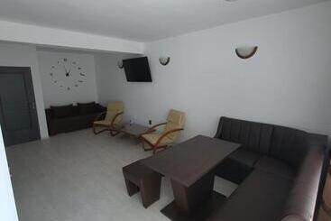 Studio De Lux Montana