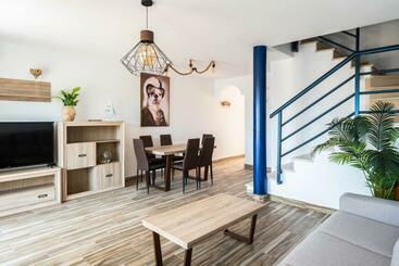 Bella Vista 234
