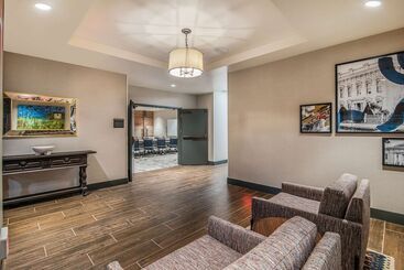 هتل Hyatt House Sacramento Midtown