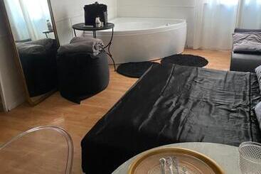 هتل Le Suites Supreme