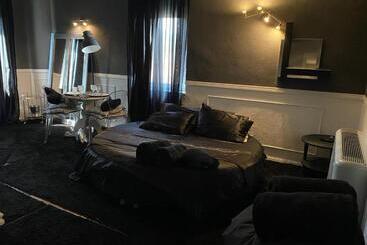 هتل Le Suites Supreme