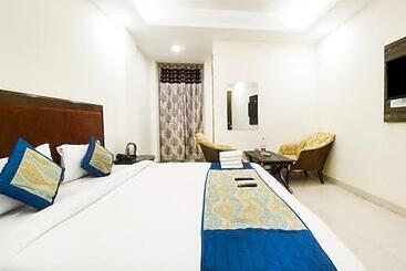 پانسیون Airway Inn   Mahipalpur Near Terminal 1