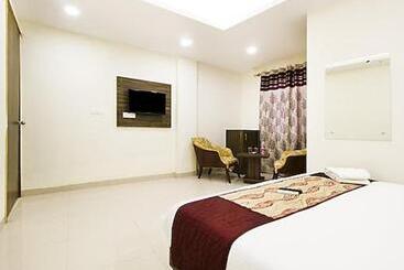 پانسیون Airway Inn   Mahipalpur Near Terminal 1
