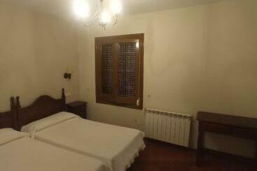 پانسیون Hostal Sabor Fusion