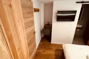 Pjagodic Hotel Cerklje 5min To Airport