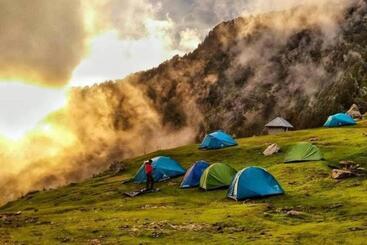تختخواب و صبحانه Rana S House Mcleodganj