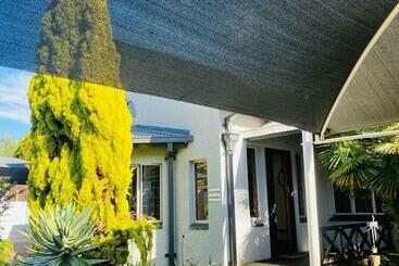צימר St Eve Lodge & Spa