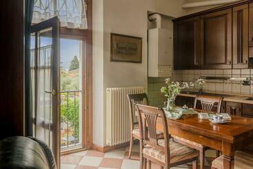 آپارتمانهای توریستها Breeze Of Lake 1