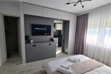 Government Deluxe Studio By Magic Apartments