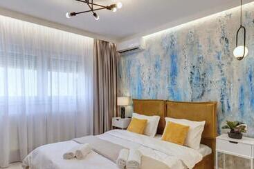 Government Deluxe Studio By Magic Apartments