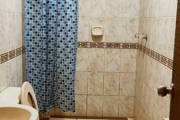 هتل Hostal Muchik