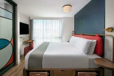 هتل Moxy Nyc Lower East Side
