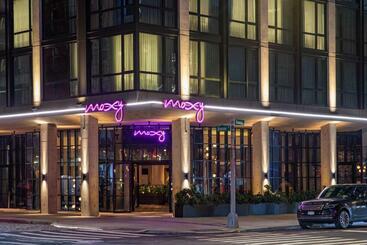 هتل Moxy Nyc Lower East Side