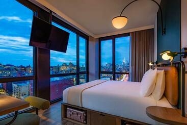 هتل Moxy Nyc Lower East Side