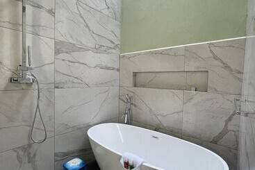 Larimar Gallery Y Hotel Boutique