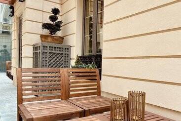 Particulier La Defense   Boutique Hotel Paris