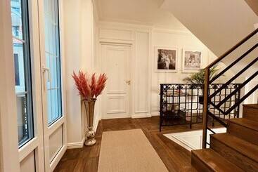 Particulier La Defense   Boutique Hotel Paris