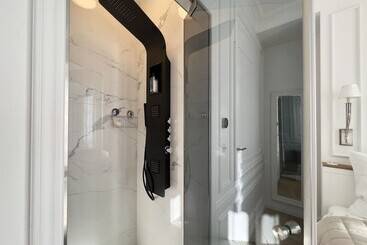 Particulier La Defense   Boutique Hotel Paris