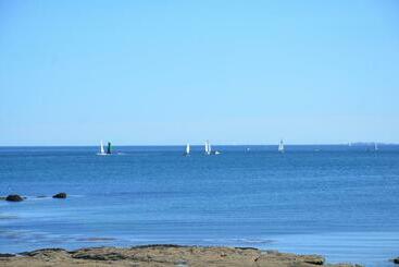 Жильё для туристов Votre Vue, La Mer, Les Bateaux !!! Wir Sprechen Flieben Deutsch, Touristentipps, We Speak English