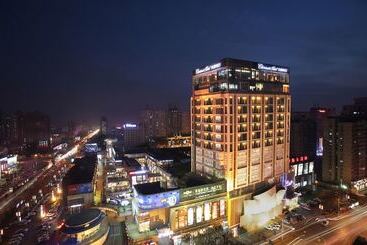هتل Luoyang Christian S