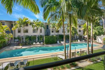 Baden 96 Rainbow Shores. Pool. Tennis Court. Walk To Beach