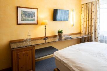 هتل Cristallo Arosa