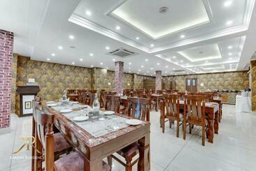 هتل Kareem Residency