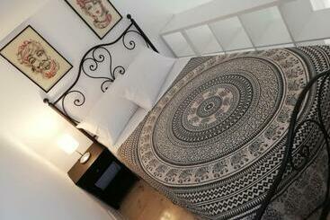 پانسیون Il Posto Giusto Station Rooms