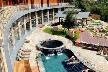 פנסיון New J&j Hostel