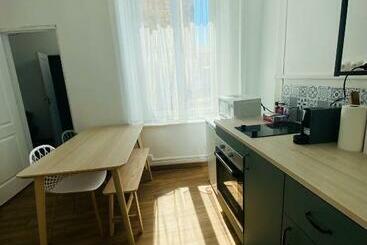 Rdc Cozy Central Flat/free Parking