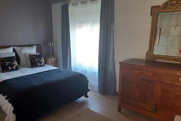 ベッドアンドブレックファースト Agréables Chambres D Hôtes Dans Maison Xviiie