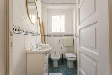 Best Houses 56 Charming House In Peniche