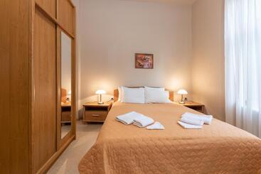 پانسیون Room In Guest Room   Valensija   Large Suite