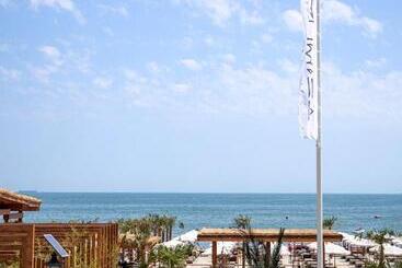 Studio Roa Apartments Resort