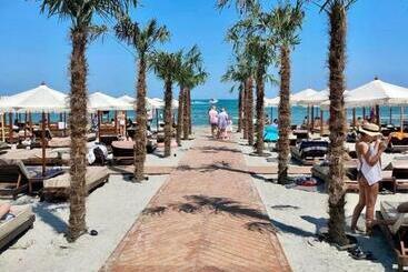 Studio Roa Apartments Resort