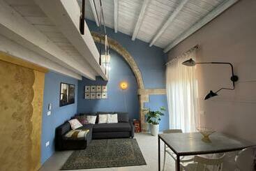 تختخواب و صبحانه Casapiuholidaysicilia  Adults Only