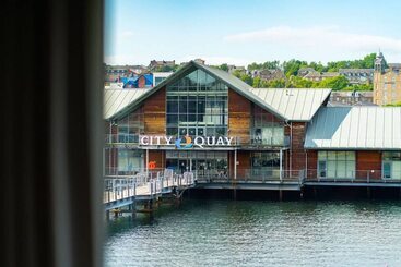 Quayside Apartment