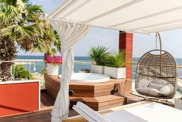 تختخواب و صبحانه Apulia Charming Suites Casa Rossa Suite Perla E Suite Corallo