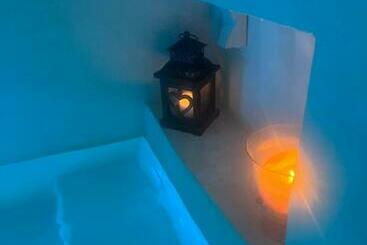 تختخواب و صبحانه Euphoria Luxury Room