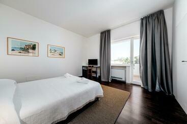 تختخواب و صبحانه Villa Al Mare Sea, Relax & Wellness