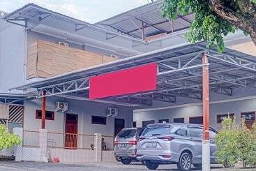 هتل Oyo 91419  Mulia Bangka