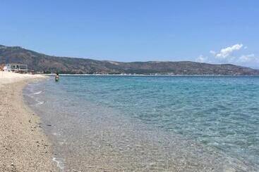 پانسیون Amoenus Bed & Breakfast