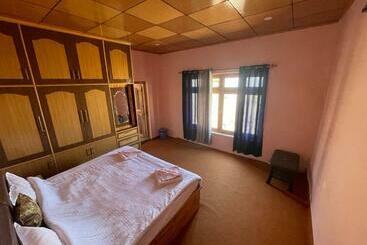پانسیون Gaywoo Guest House