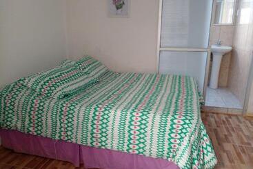 پانسیون Hostal Sol Atacama Caldera
